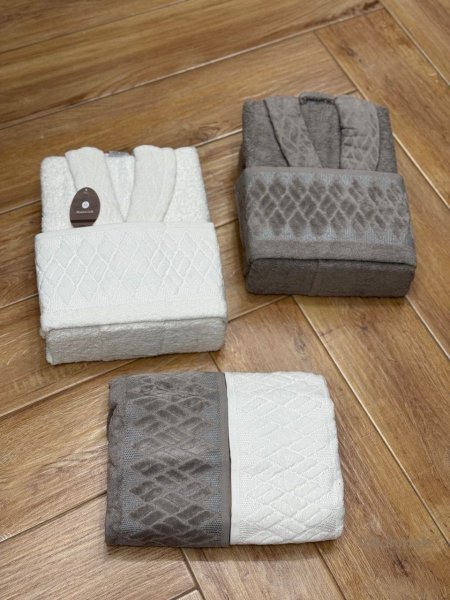 سكني غامق / ابيض